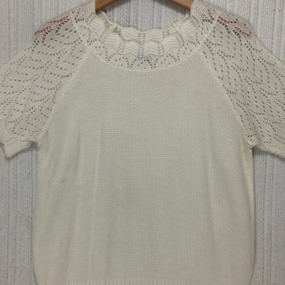 Blair Cream White Pointelle Eyelet Short Sleeve Knit Sweater Scalloped Small